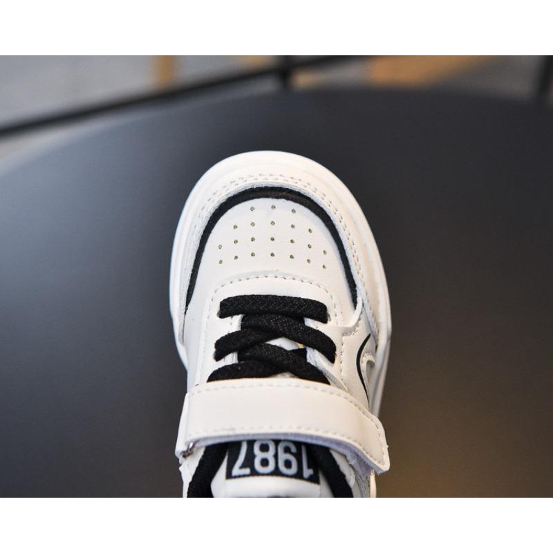 Autumn New Arrivals Children's Leather Sneakers, Boys' Sports Shoes, Korean-Style Soft-Sole Girls' White Sneakers.