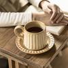 Japanisches Retro Kaffeetassen- und Untertassenset Kreative Grobkeramik Latte-Tasse Haushalt Exquisite Keramiktasse
