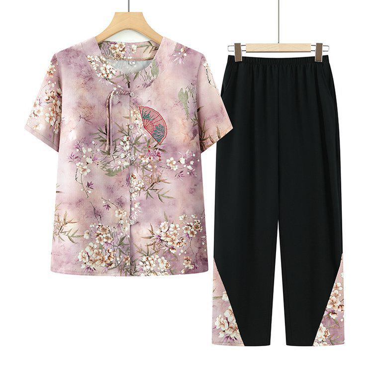 

Stylish Summer Outfit for Middle-Aged and Elderly Women: Short-Sleeved Shirt and Light Cardigan Set 4XL 65-73 kg