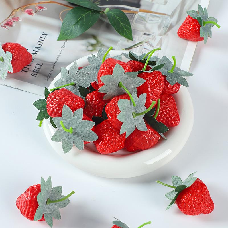 Artificial Strawberry Model Decoration for Floral Arrangements and Teaching Props