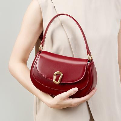 Rote Satteltasche Umhängetasche Leder neu Damen Nische High-End weibliche Büroangestellte kleine Tasche Handtasche
