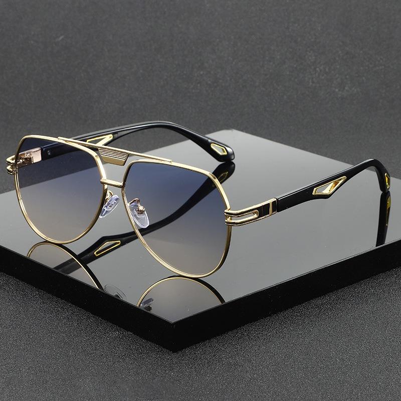 

Classic Polarized Sunglasses Women Men Brand Designer Stylish Double Bridge Gradient Sun Glasses for Laides Driving Beach Shades