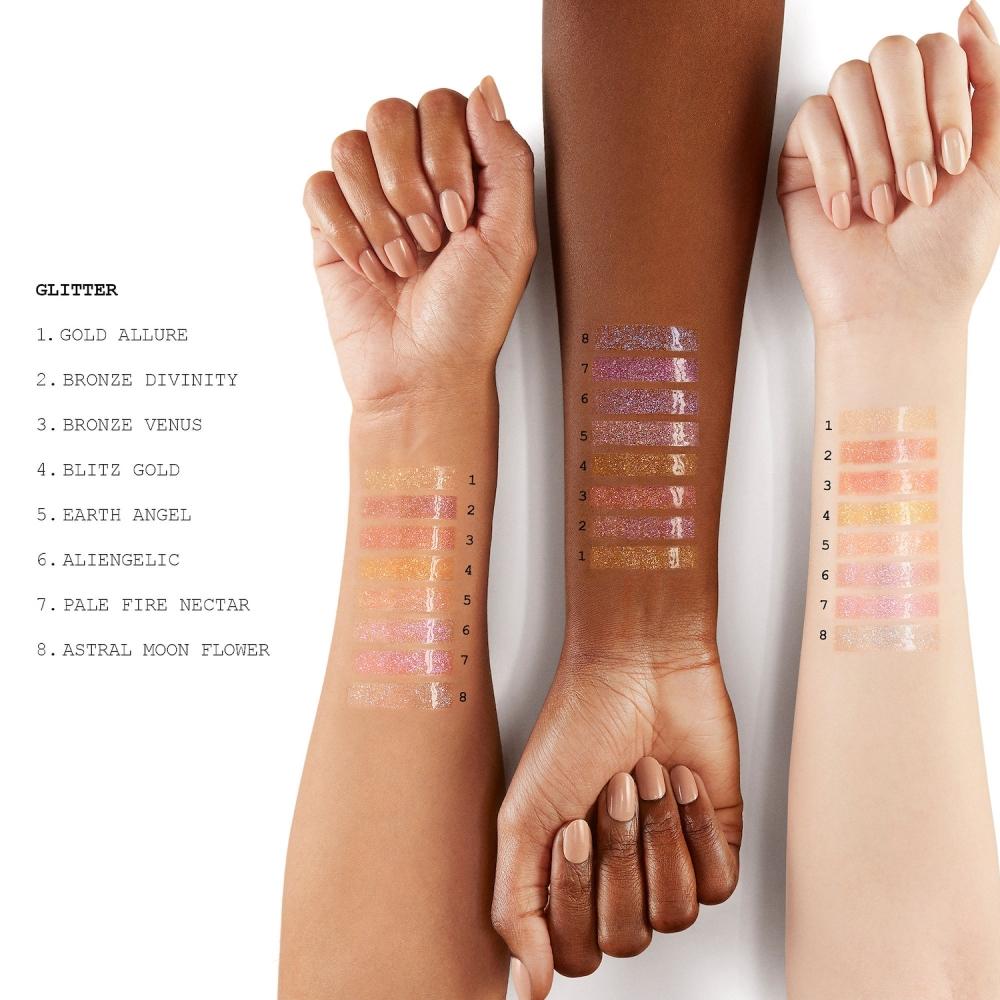 Pat Mcgrath Labs Lust Lipgloss Astral Moon Flower Periwinkle Blue mit schillerndem Perlmutt