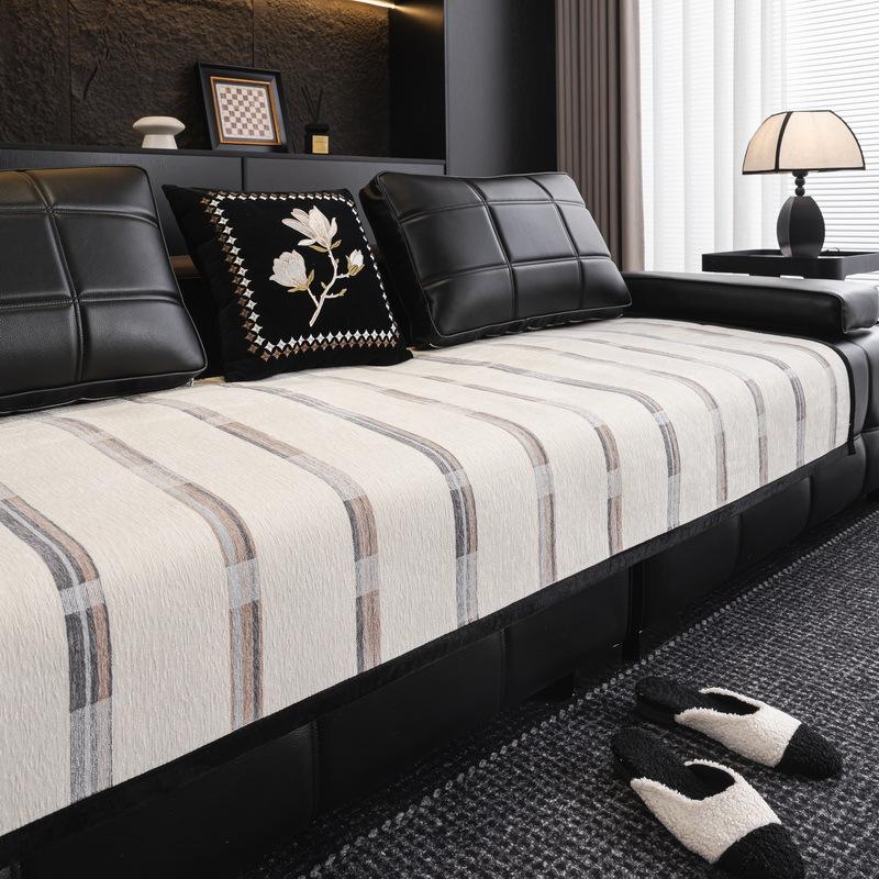 

Light Luxury Sofa Cushion, Universal Seat Cushion For All Seasons, Non-Slip, Simple And Modern High-End Chenille Sofa Cushion Cover 70*70cm