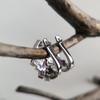 Серебряные серьги с натуральным рубином 6.107ct, фианитами (2205043)