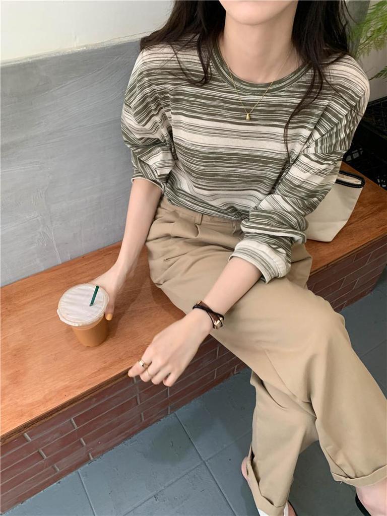 2025 Autumn Women's Striped Long Sleeve College-Style Loose Round Neck T-Shirt