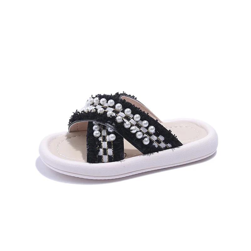 

Сандалии для девочек на открытом воздухе 2024 года, новые детские повседневные тапочки в стиле принцессы для летних каникул, детская милая домашняя обувь с бисером для дома 23 чёрный