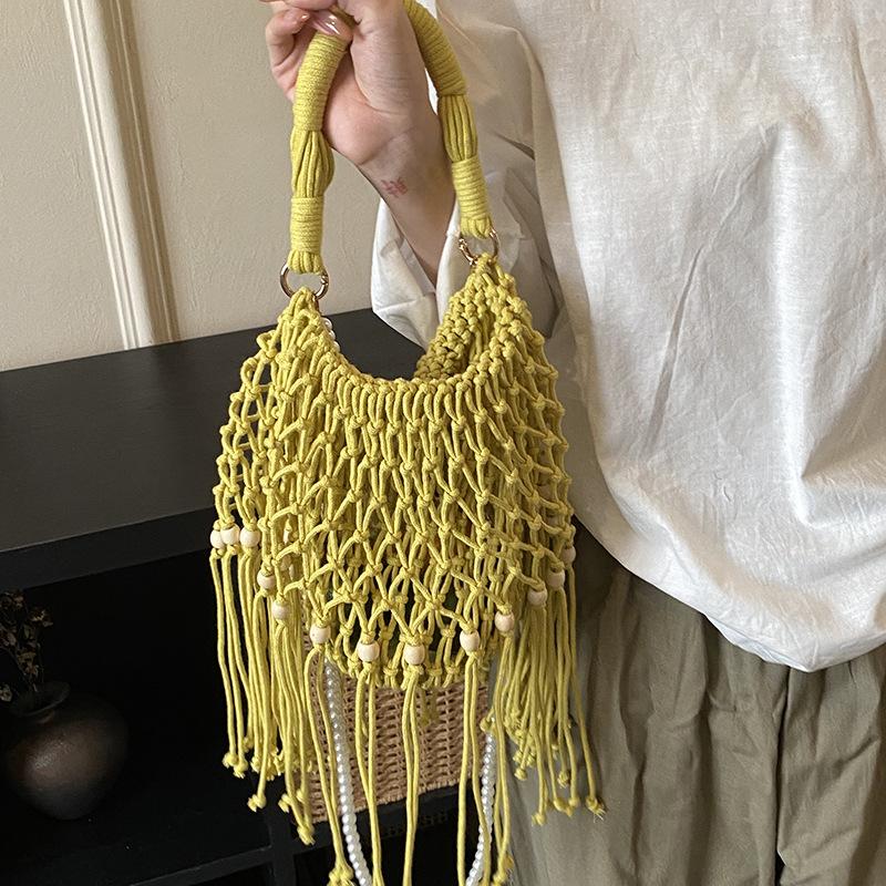 Retro Woven Bucket Bag Bohemian Style Tassel Crossbody Bag Beaded Design Women Niche Pearl Chain Shoulder Bag Beach Vacation Bag