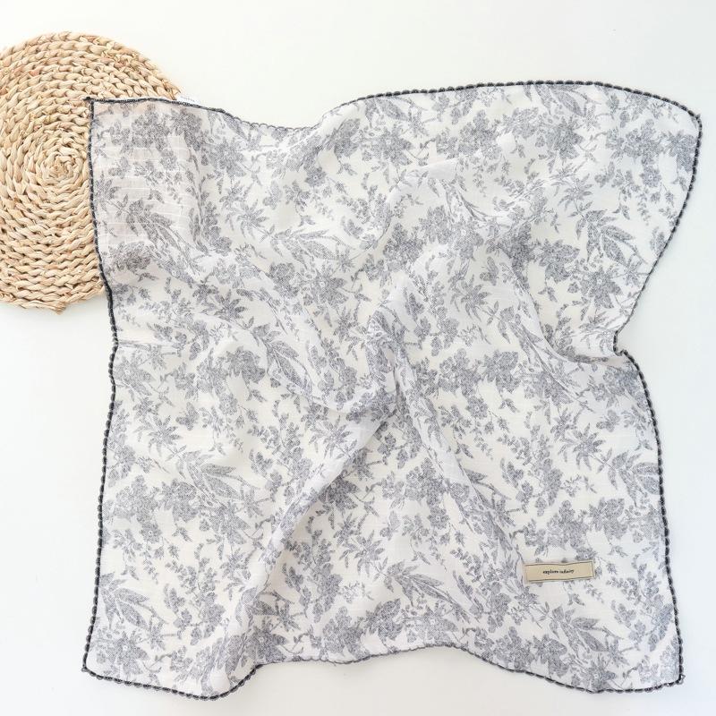 

Ретро Маленький Квадратный Шарф в Горошек с Вишнями для Женщин Новый Универсальный Модный Высококачественный Галстук на Шею Маленький Шарф Повязка на Голову