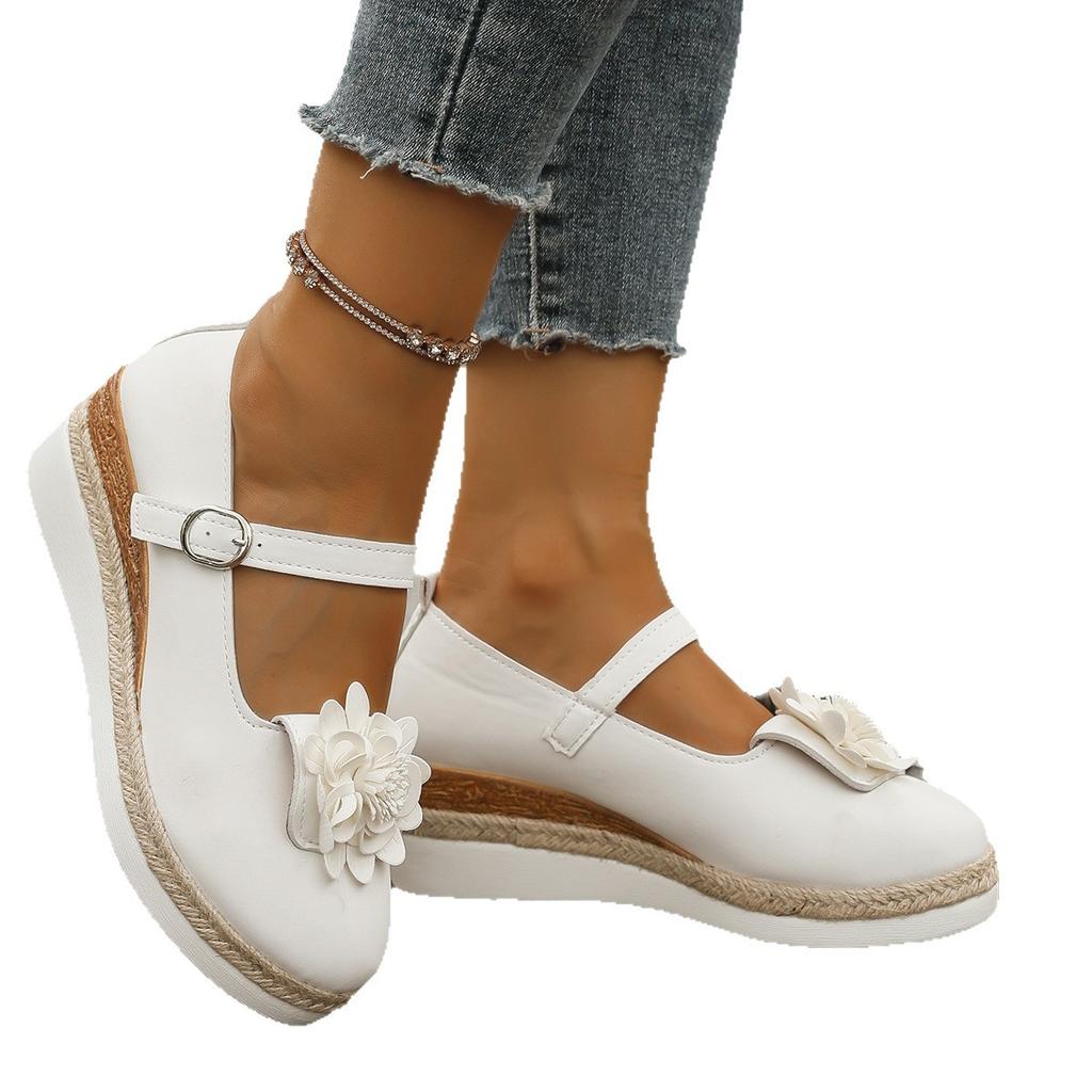 Plus Size Shoes for Women 36-44 Autumn Fashion Platform Wedges Buckle Strap Flats Shoes Zapatos De Mujer with Flower Footwear