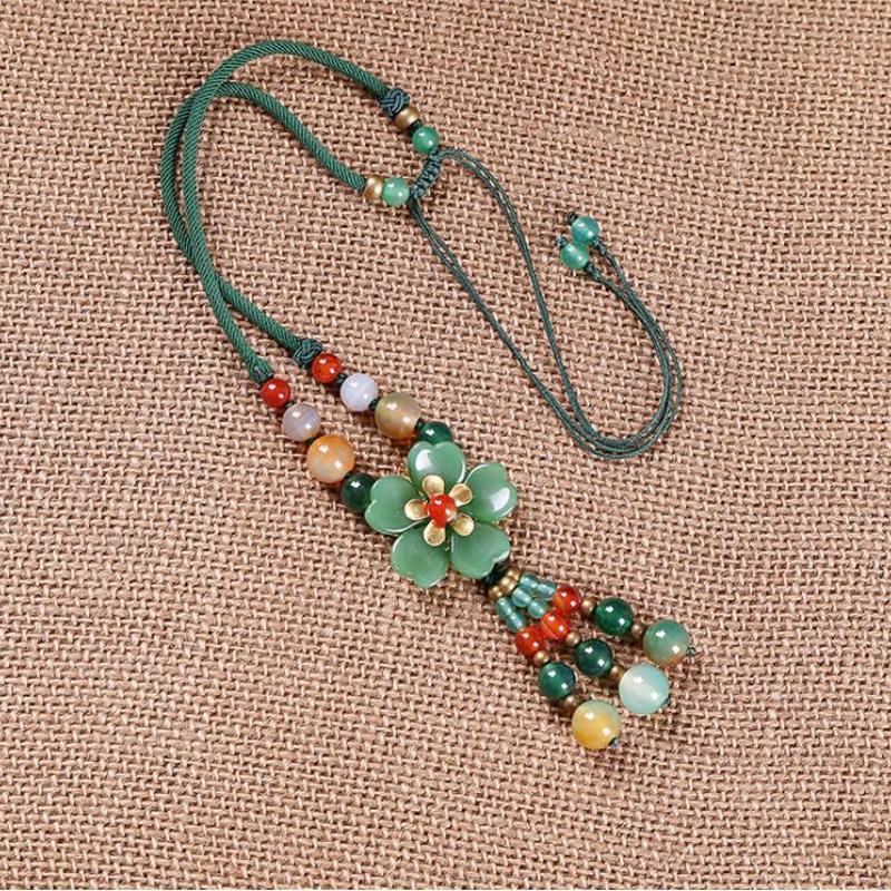 GemChic Women's New Exquisite Vintage Glaze Beads Flower Pendant Necklace Classical Ethnic Chain Fashion Birthday Christmas Jewelry Gift