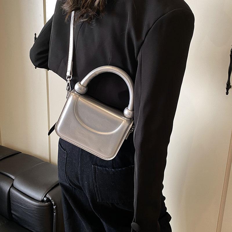 Premium Texture Small Bag Women's New Summer Versatile Messenger Bag Exquisite Mini Portable Small Square Bag