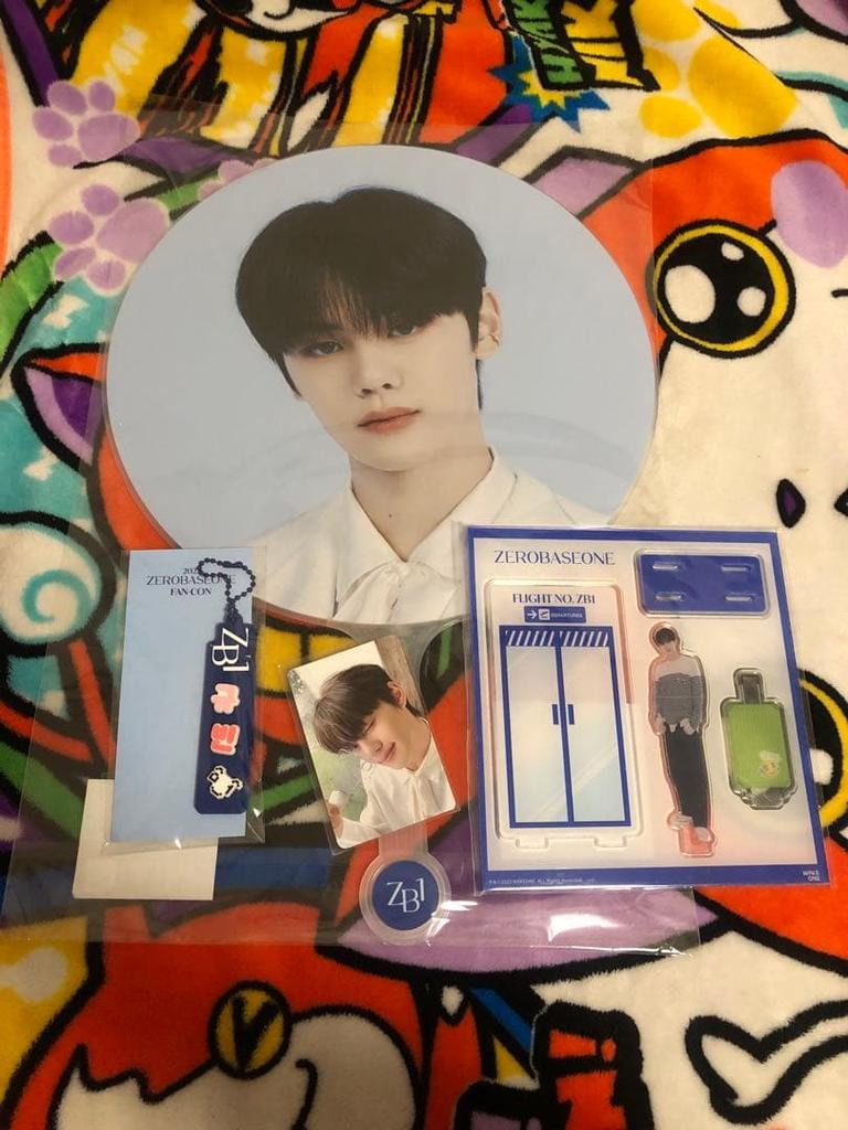 [USED] ZEROBASEONE Zebewan ZB1 Gyubin FANCON Goods
