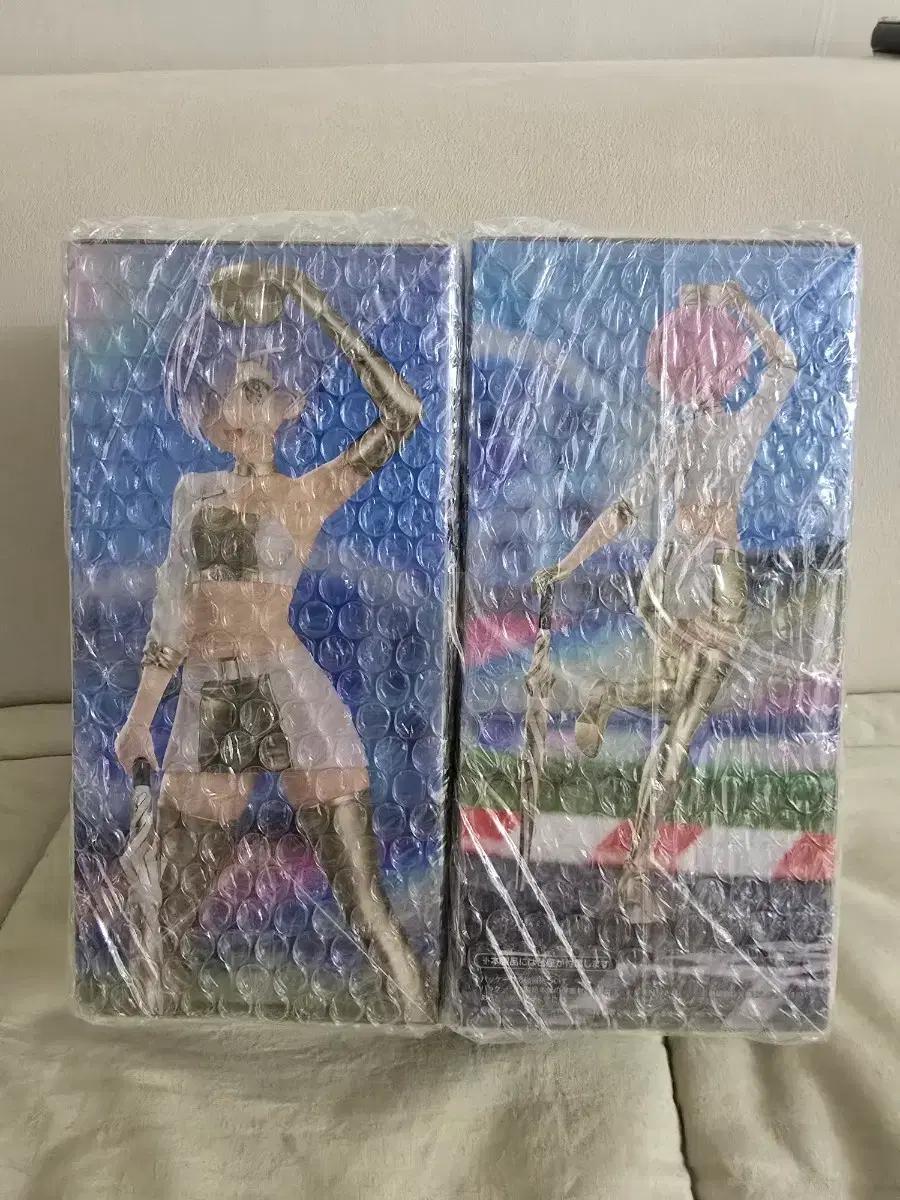 

Re:Zero Rem Ram Racing Girl Figure (Unopened) Used