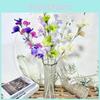 Decoração de casa – Flores e coroas artificiais