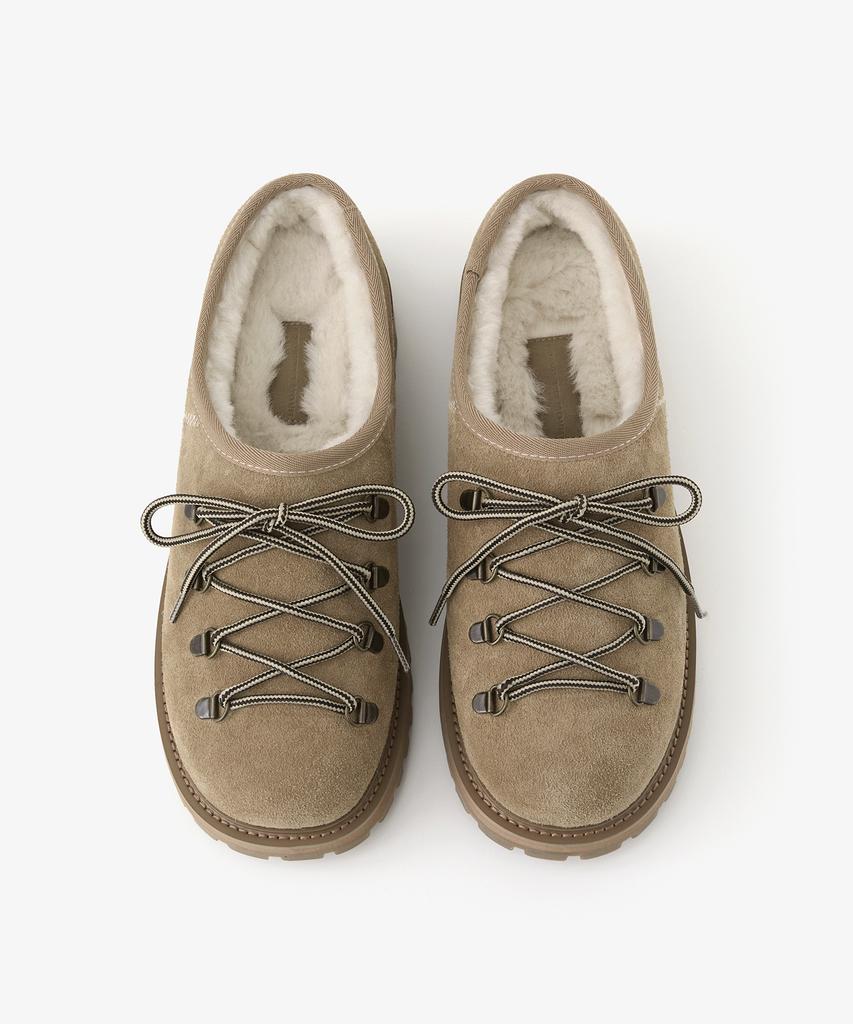 Romantic Move Mountain Winter Clogs R25U100 (Beige Suede)