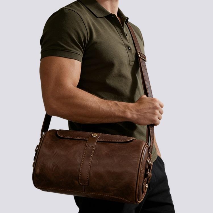 Borsa a tracolla da uomo in pelle Crazy Horse a forma di barile Borsa a tracolla cilindrica retrò per moto