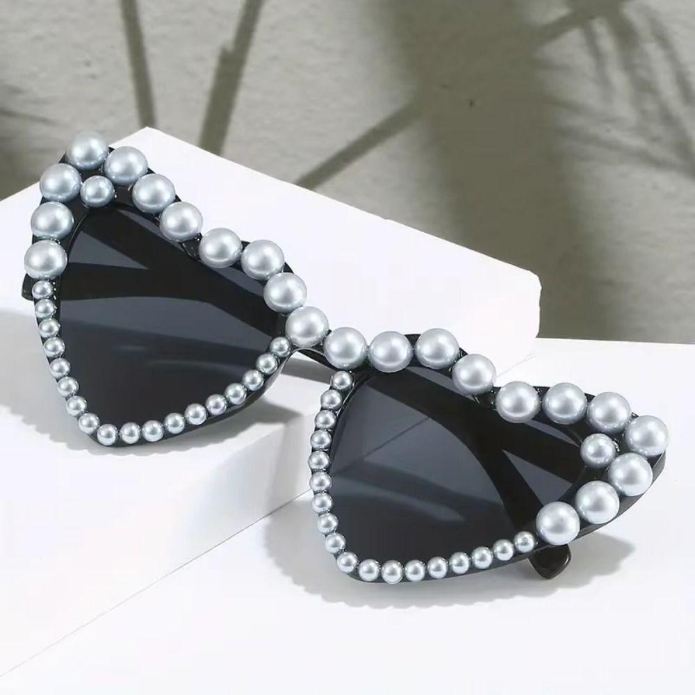 Heart-shaped Design Cat Eye Eyewear UV400 Protection Beach Party Sun Glasses  Women