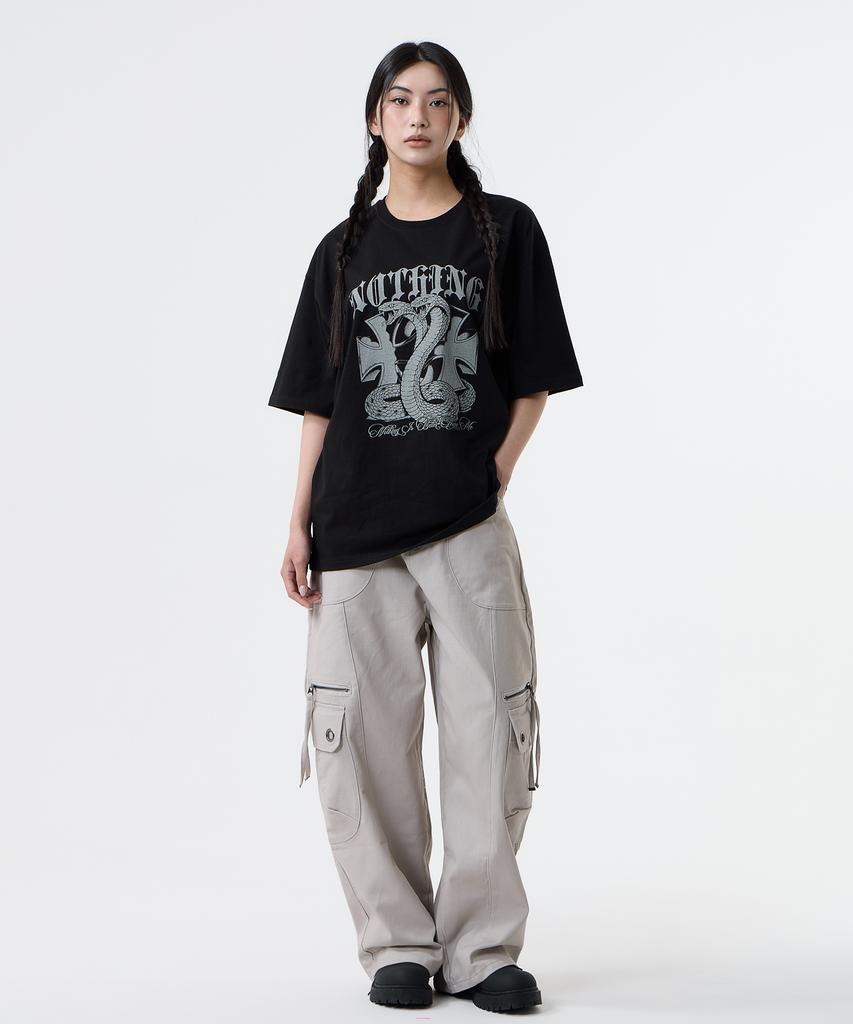Nasttingijeubeleoldaenmi Snake Graphic Tee_Black