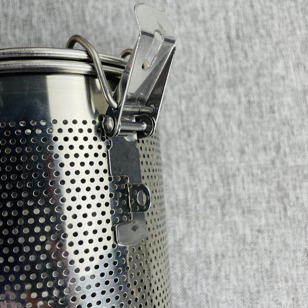 Stainless Steel Spice Cage for Cooking & Stewing