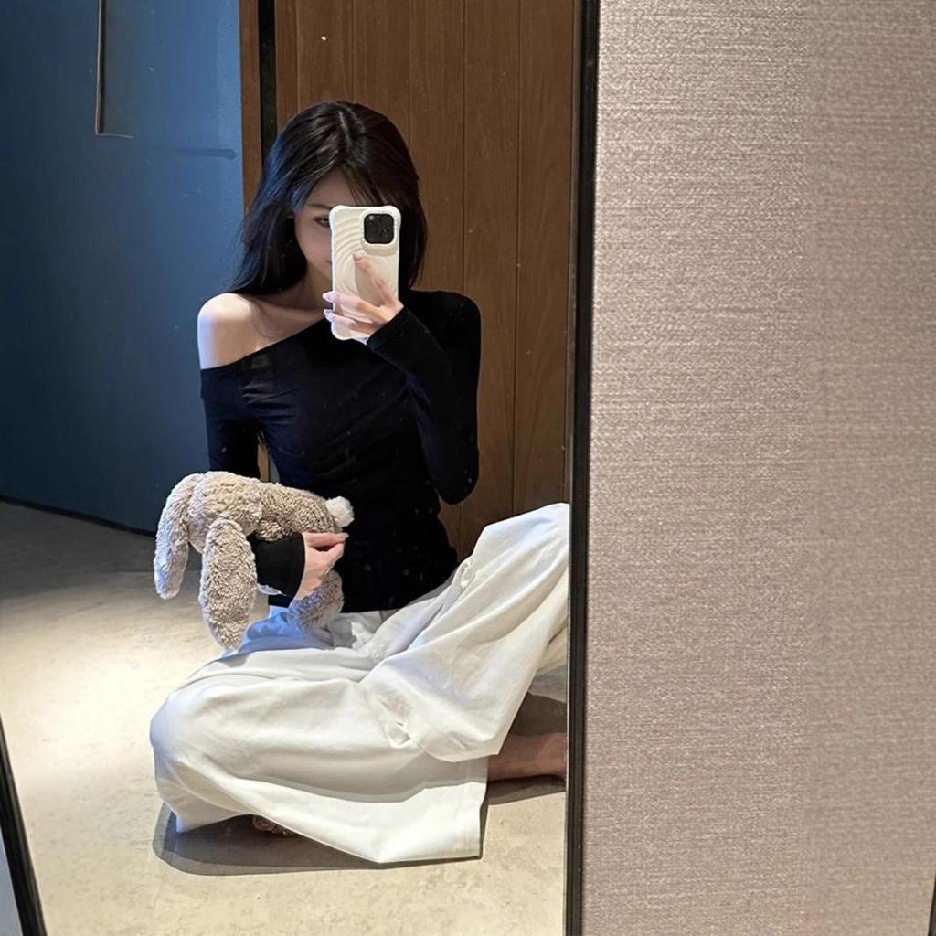 High-Quality Retro French Off-Shoulder Long Sleeve Women's T-Shirt
