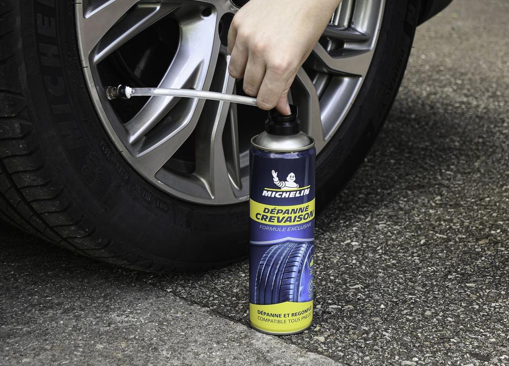 Dépanne crevaison - MICHELIN - Répare et Regonfle sans démontage - 500ml