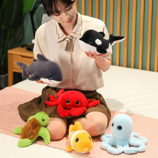Marine Animal Plush Toys: Crab, Shark, Clownfish, Octopus - Aquarium Souvenirs & Claw Machine Prizes