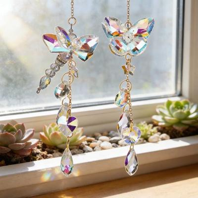 Prinzător de Soare din Cristal Sintetic Prismă Colorată Fluture/Libelulă Ornament de Agățat la Fereastră pentru Fereastră Tavan Grădină Decor Acasă