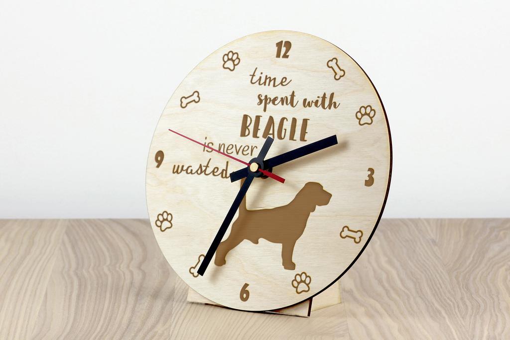 Beagle - clock with dog, wooden clock with engraving, personalised clock by Art-Dog