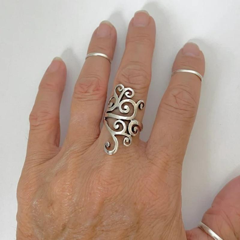 Vintage Kupferfarben Metall Handgeschnitzt Hohlmuster Damenring Tägliches Tragen Party Schmuck