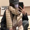 Korean Version of The New Autumn and Winter Contrasting Plaid Scarf for Girls Fashionable and Versatile Thickened and Warm Houndstooth Scarf
