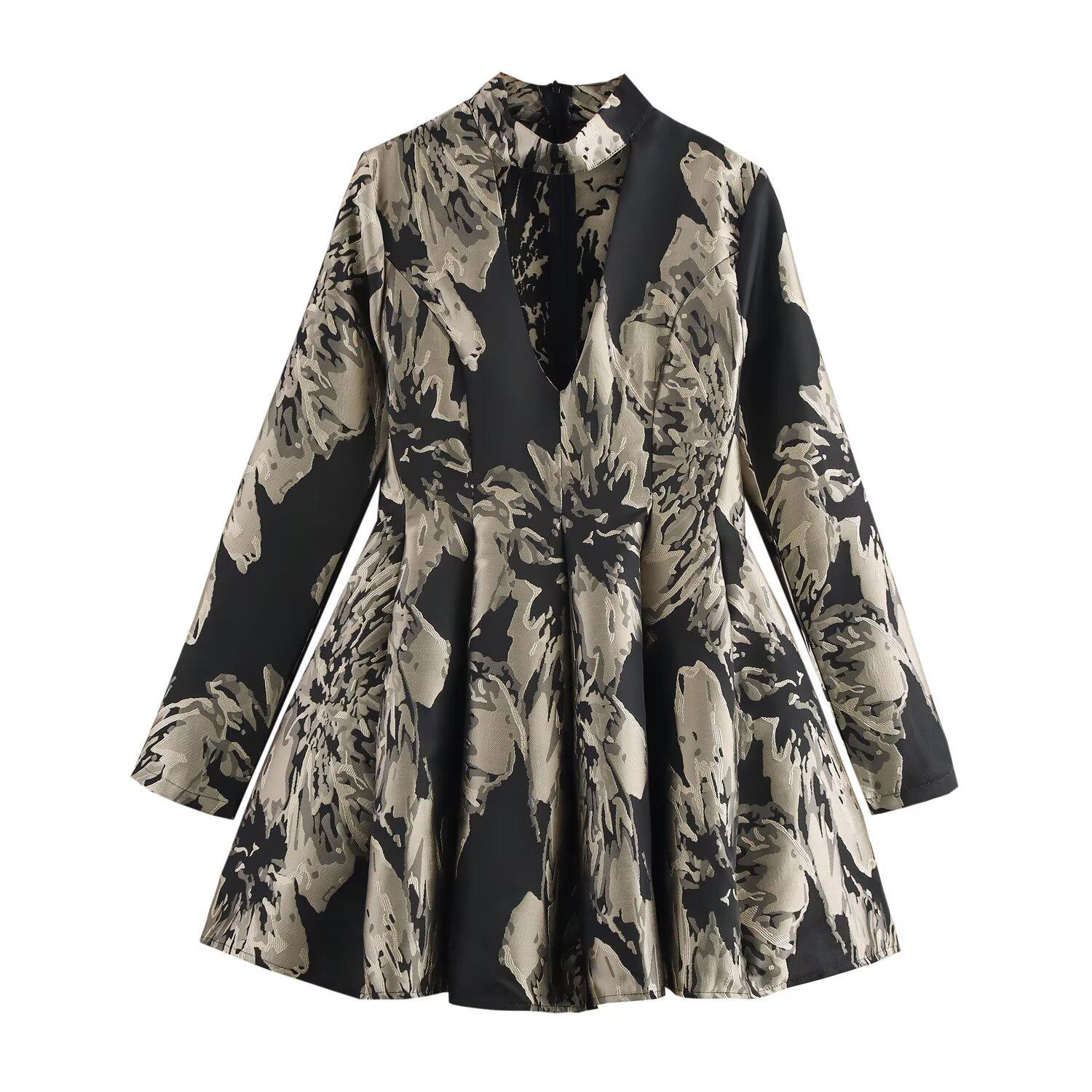 

Весна 2025 Женское платье в европейско-американском стиле с вырезами, воротником-стойкой и приталенным силуэтом Large