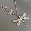 Artistic Dragonfly Pendant Necklace Elegant Collarbone Chain Dragonfly Neck Jewelry Suitable for Fashion Enthusiasts