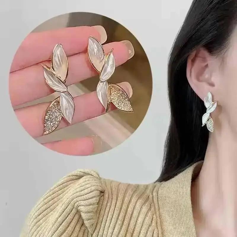 Silver Needle Korean Fashion Zircon Drop Earrings For Women Jewelry Trending New Luxury Vintage Gold Color Earrings