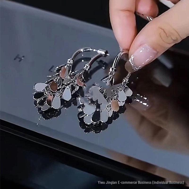 Золотые серьги-кисточки в форме капли воды: Женские Элегантные, Универсальные, Стройнящие Серьги с Легким Прикосновением Роскоши серебряный