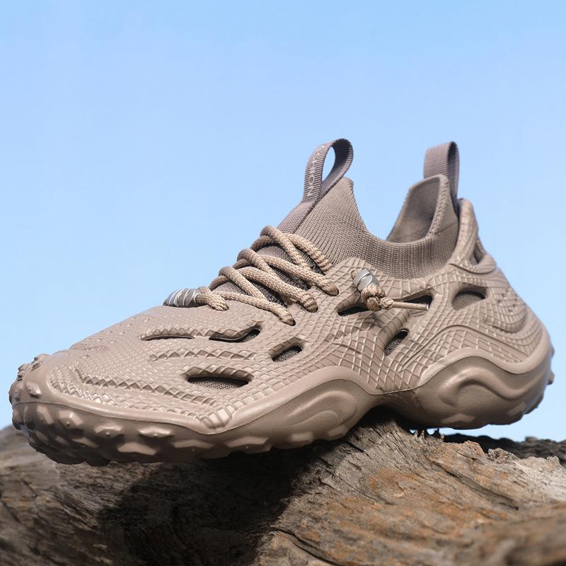 

Кроссовки Мужские сетчатые 2025 лето новые мужские туфли дышащие и нескользящие мужские повседневные на мягкой подошве черные кроссовки для бега 44