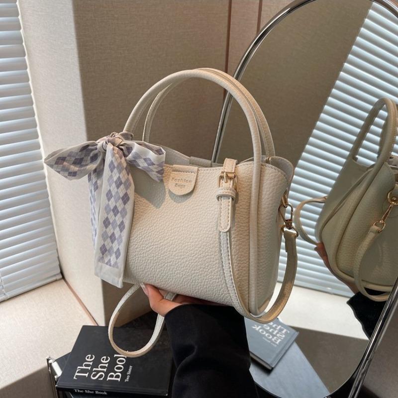 Popular small bag women's new summer versatile simple messenger bag portable bucket bag