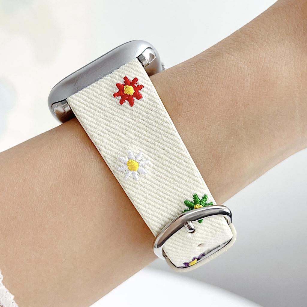 Compatible Embroidered Daisy Watch Strap for Apple Watch Series 11, Huawei FIT4, and Xiaomi 9Pro.