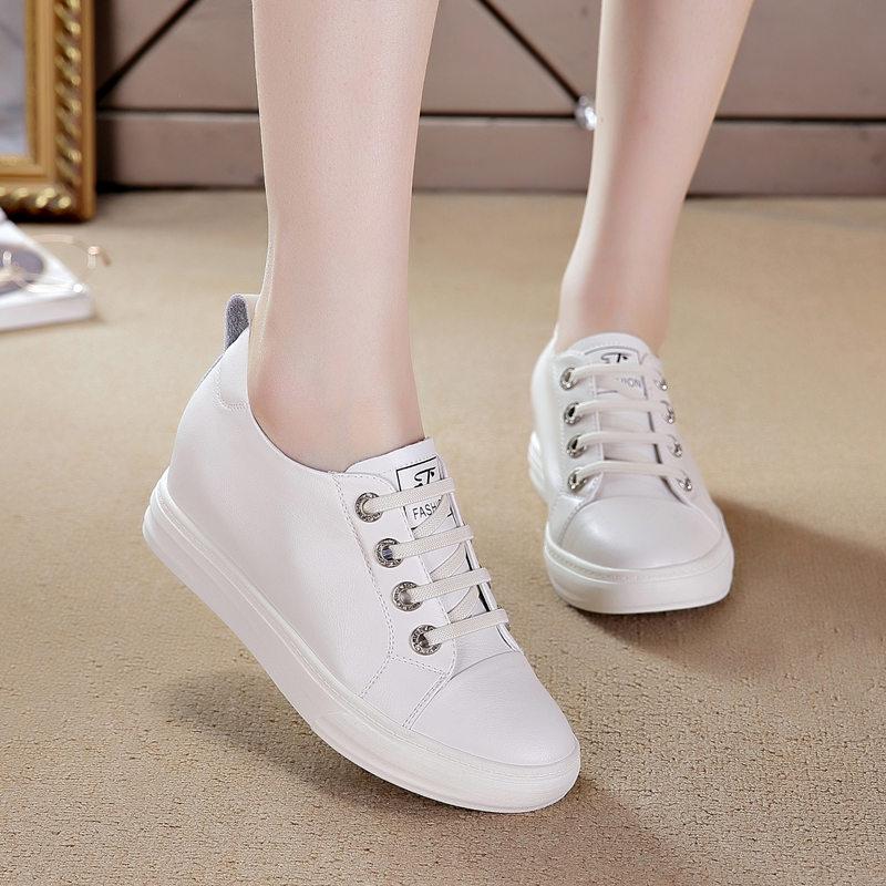 Aumento interno altezza scarpe da donna nuove primavera ed estate scarpe da donna versatili suola spessa tacco zeppa casual scarpe da viaggio donna