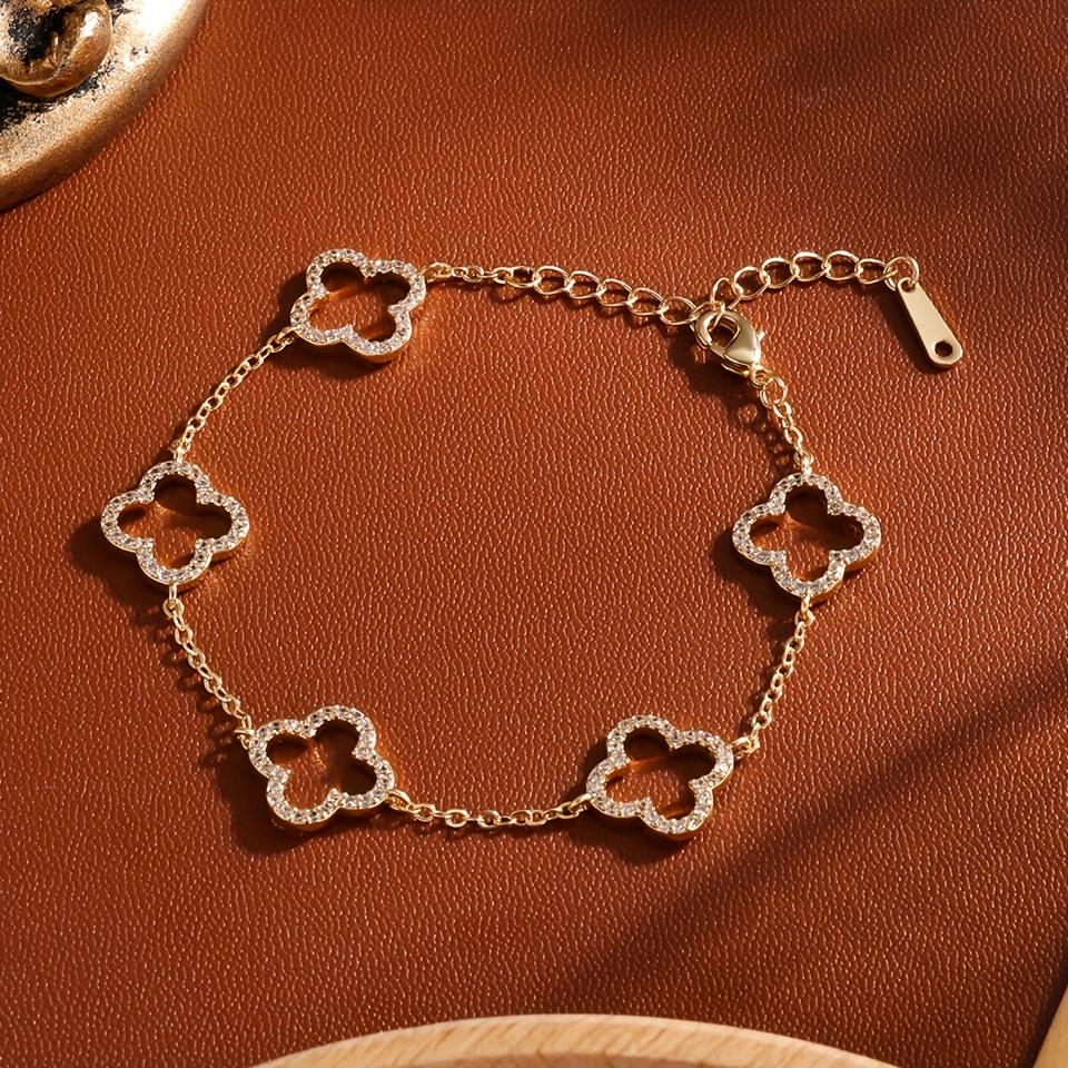 

Women s Elegant Luxury Hollow Four-Leaf Flower Bracelet, French Style Jewelry Suitable for Daily Wear and Layering золотистый