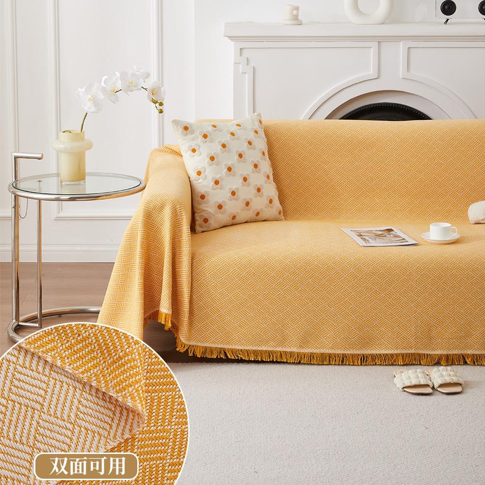 Cream Style Sofa Cover Full Coverage Universal All Season Couch Blanket for Picnic Camping