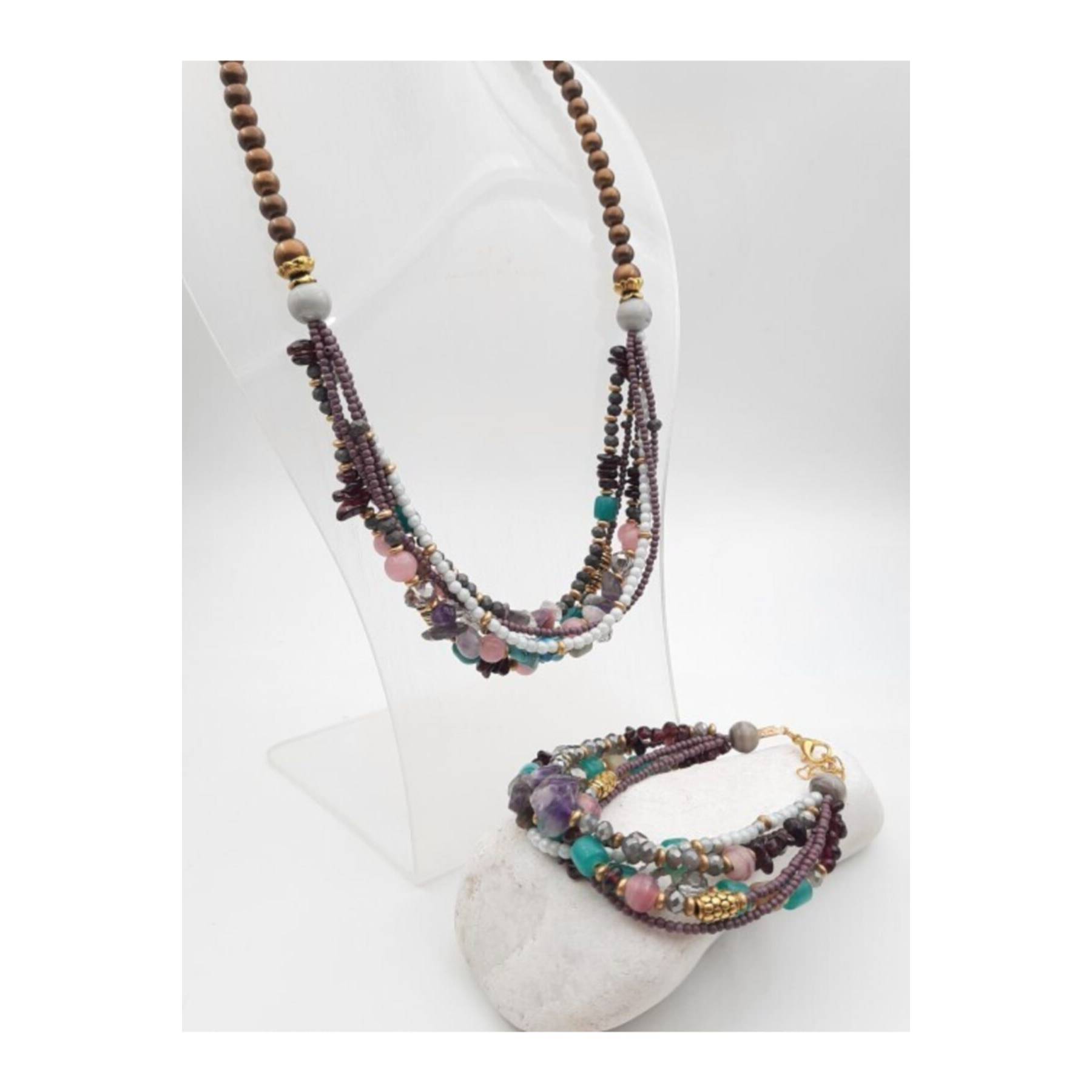 

Набор браслетов из натурального камня