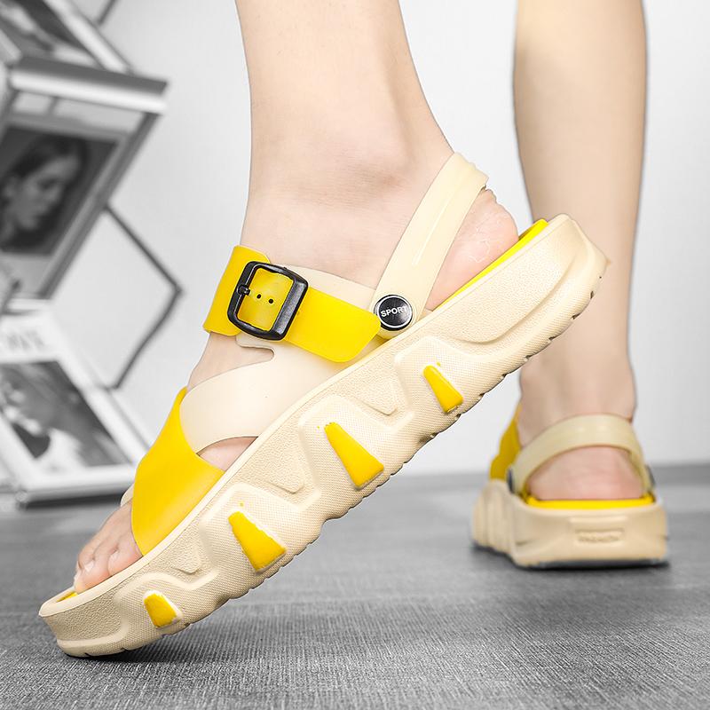 Hot Sale Fashion Men Summer Sandals 2025 Rubber Jelly Shoes Men Designer Slippers Flat Platform Sandals Men Sandalias Hombre