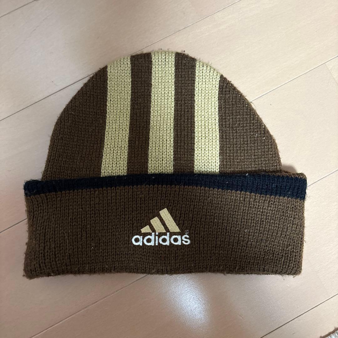Used I think it s an adidas brown striped knit cap from the 90s to 00s.