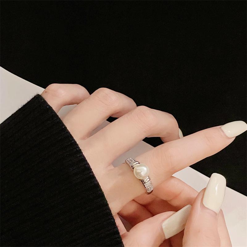 French Medieval Personality Retro Brushed Vintage Pearl Open Ring Light Luxury High Sense Niche Ring Woman