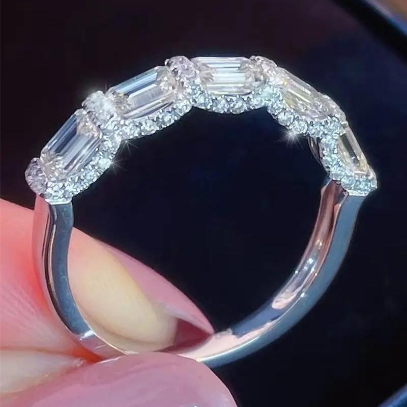 Huitan Sparkling Square Cubic Zirconia Rings for Women Exquisite Bride Wedding Ceremony Party Rings Fashion Contracted Jewelry