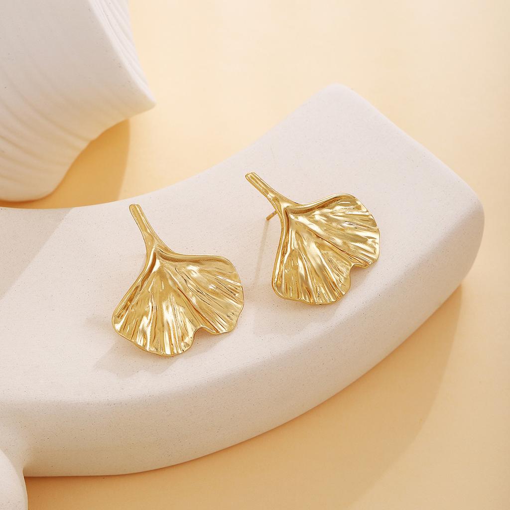 Spiral Maple Leaf Love Hollow Irregular Earrings, Heavy Industry Advanced Sense Metal Style Fashion Temperament Earrings