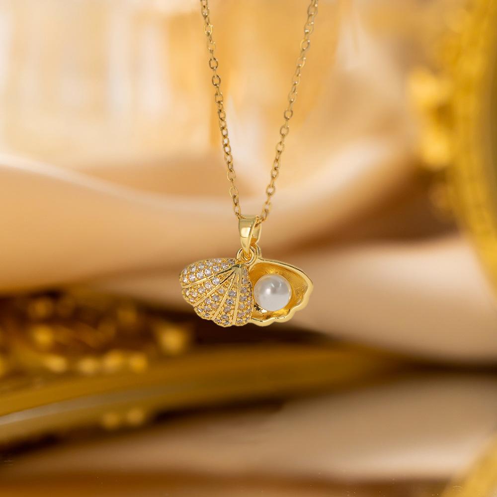 Elegant Luxury Full Zircon Copper Micro Inlaid Necklace Women Simple Exquisite Collarbone Chain Necklace