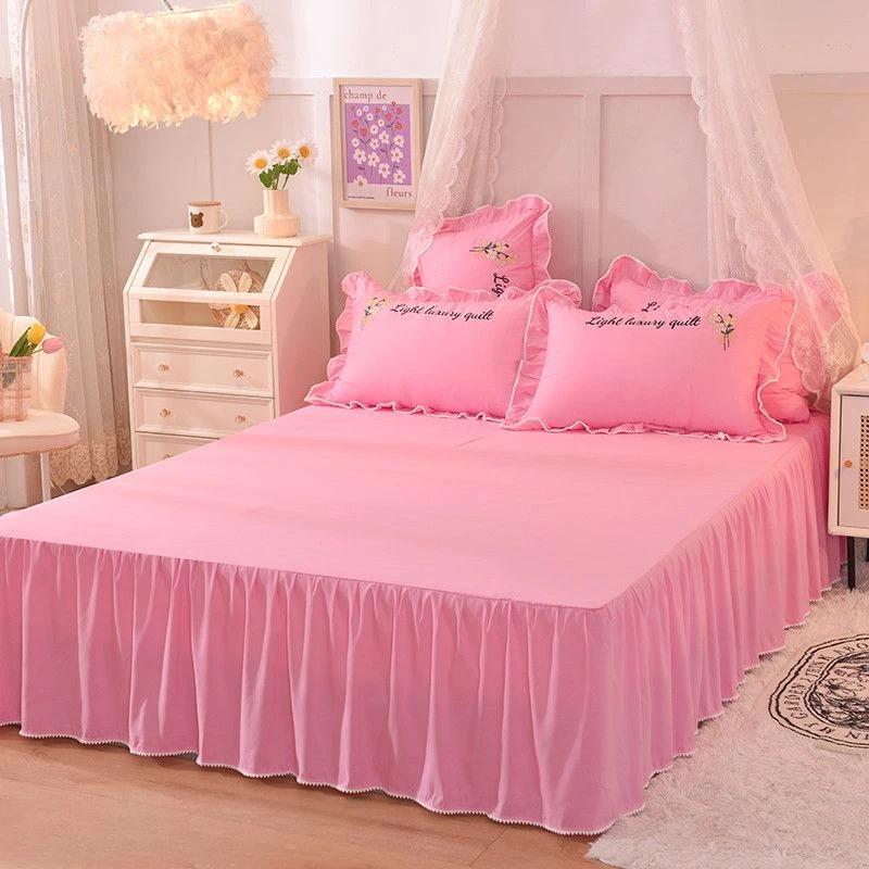 Seasonal Universal Skin Friendly Bedspread Thick Cotton Padding Modern Minimalist Anti Slip Protective Cover