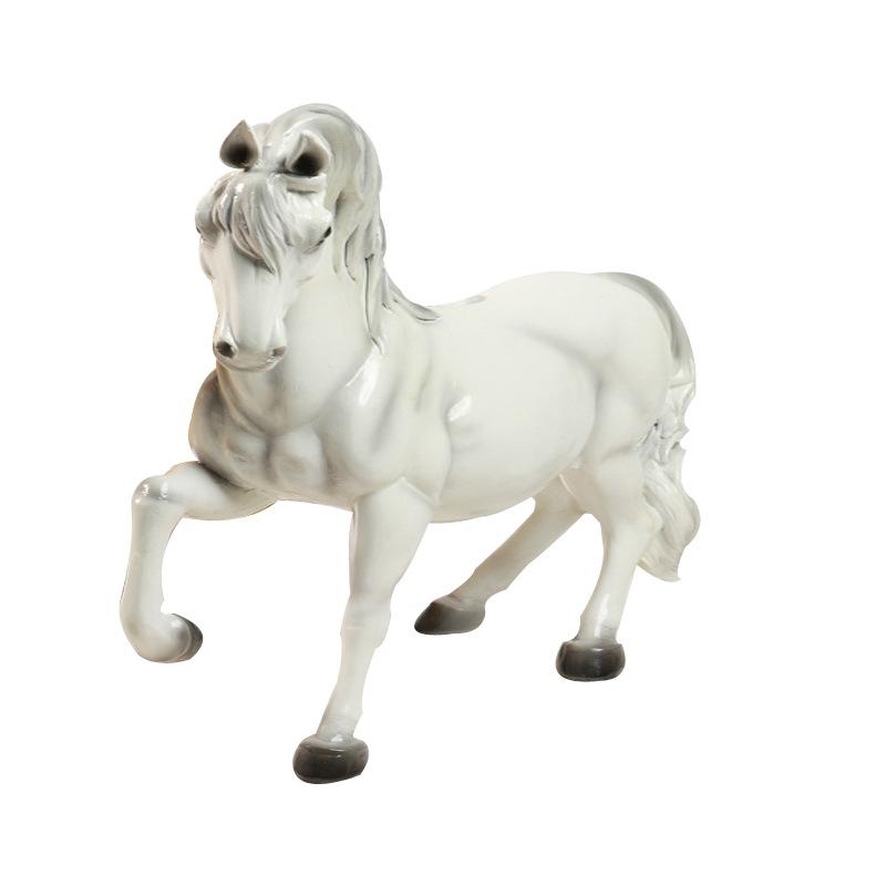 Creative home office business gift horse to success save money piggy bank resin crafts home decoration
